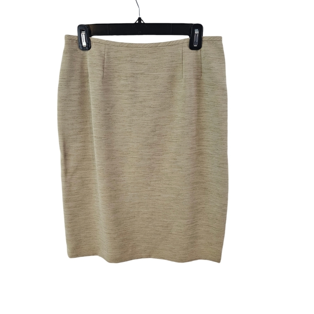 Le Suit Size 8P Taupe Color Skirt Suit - Picture 4 of 9